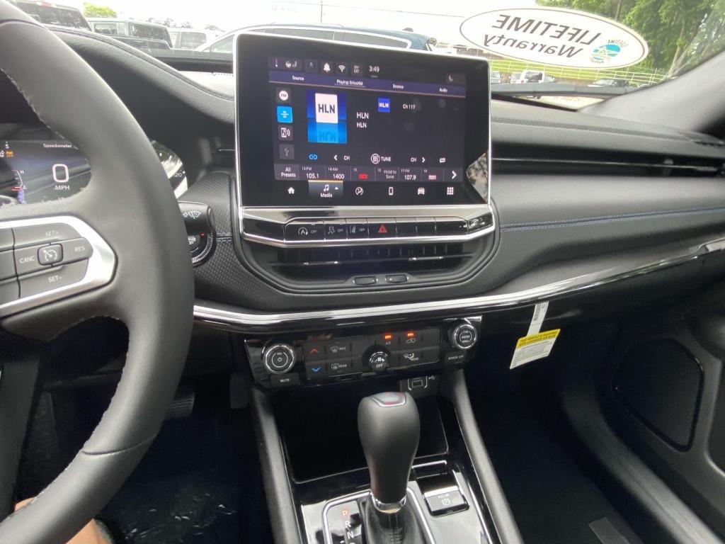 new 2025 Jeep Compass car, priced at $28,355