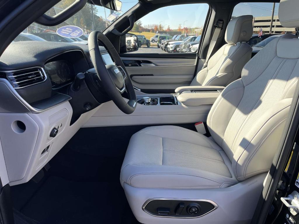 new 2025 Jeep Wagoneer car, priced at $76,123