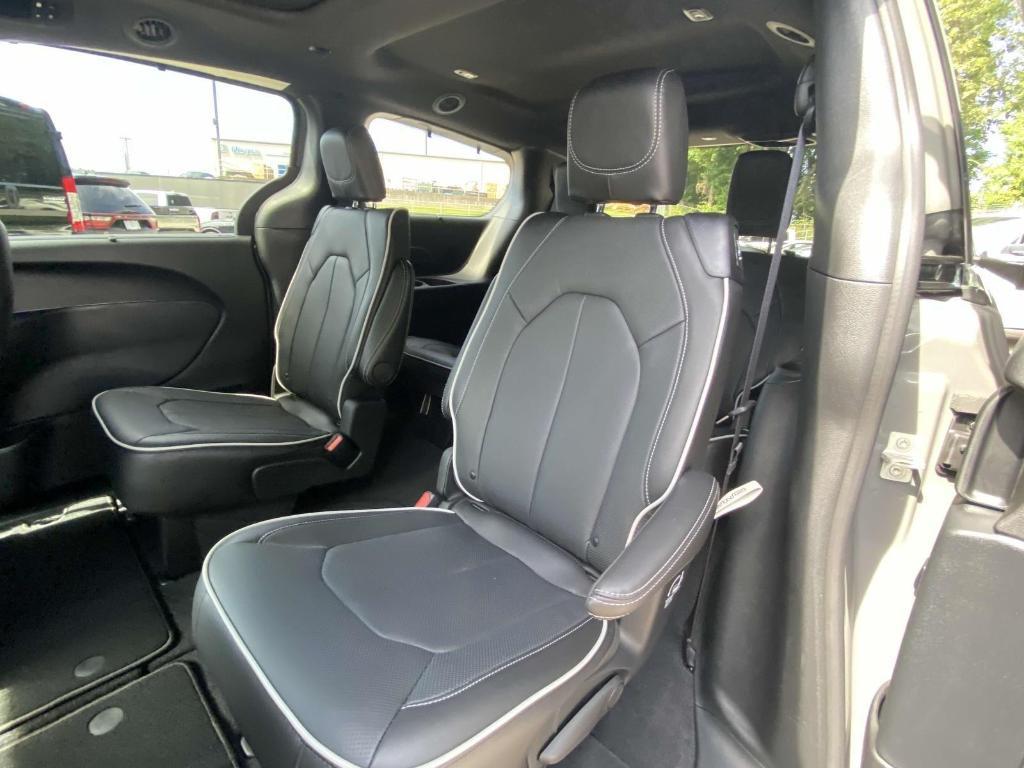 new 2025 Chrysler Pacifica car, priced at $49,233