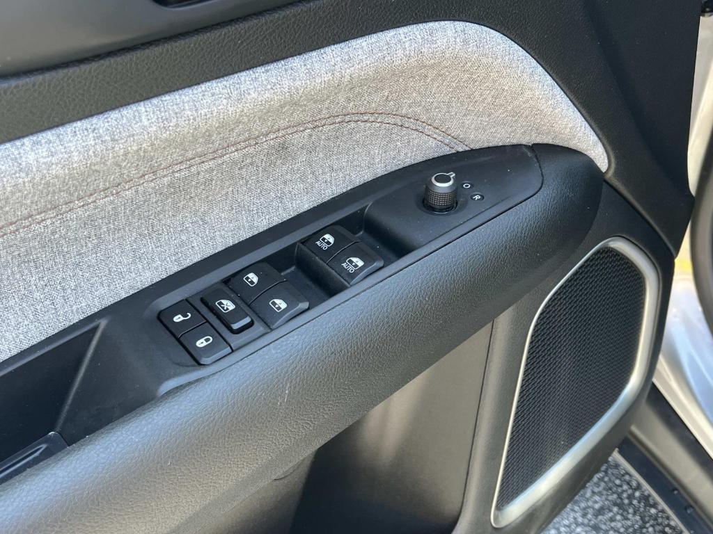 used 2023 Jeep Compass car, priced at $25,388