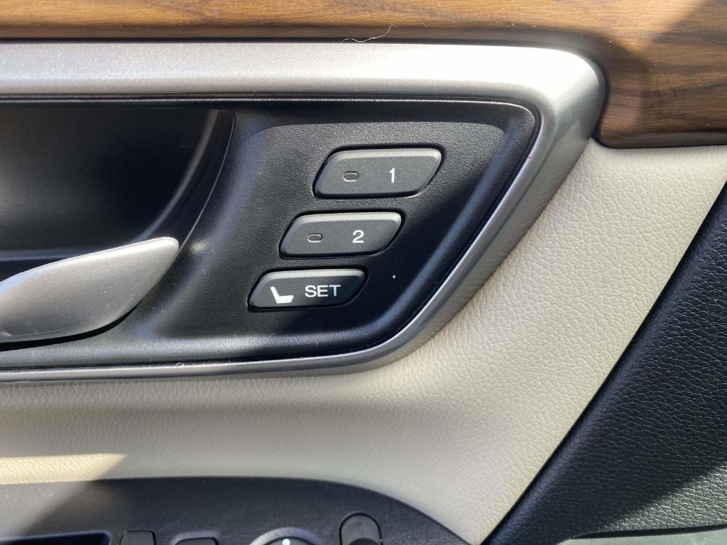 used 2019 Honda CR-V car, priced at $21,287