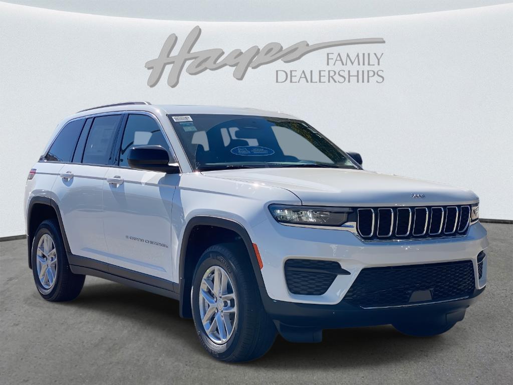 new 2025 Jeep Grand Cherokee car, priced at $40,573