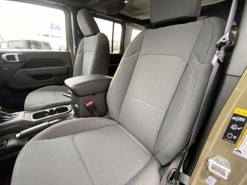 new 2026 Jeep Wrangler car, priced at $40,858