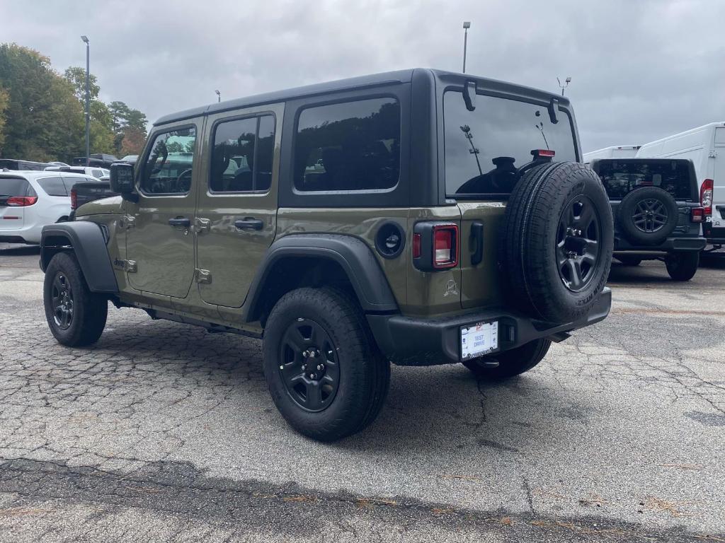 new 2026 Jeep Wrangler car, priced at $44,358