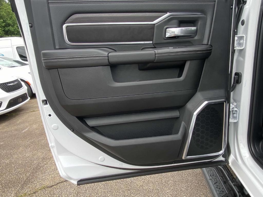 new 2025 Ram 2500 car, priced at $65,897