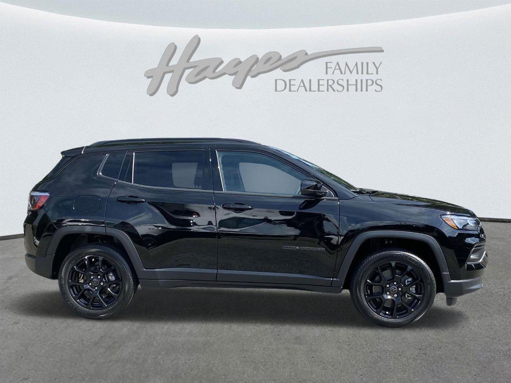 new 2025 Jeep Compass car, priced at $28,950