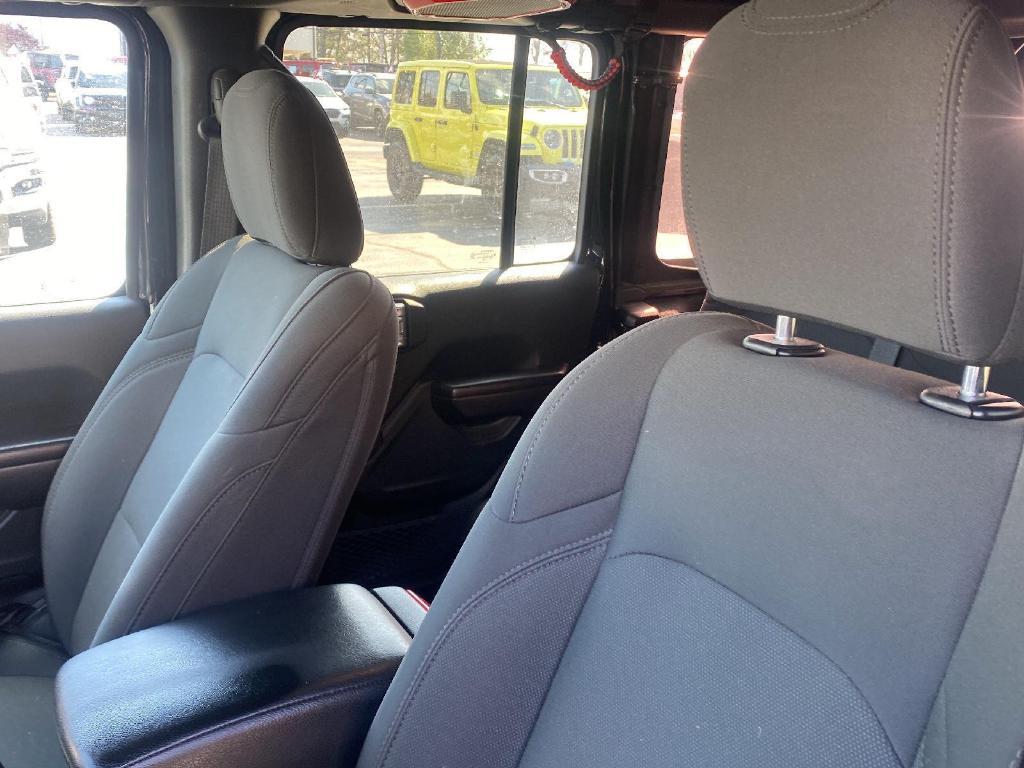 used 2021 Jeep Wrangler Unlimited car, priced at $27,236