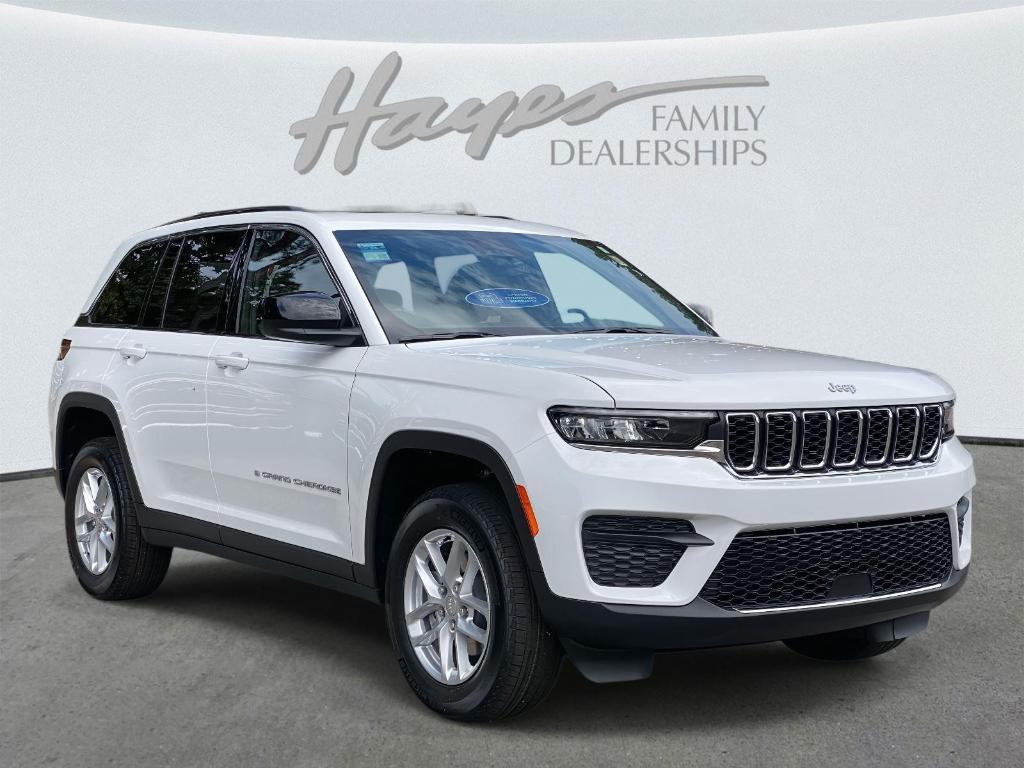 new 2025 Jeep Grand Cherokee car, priced at $35,897