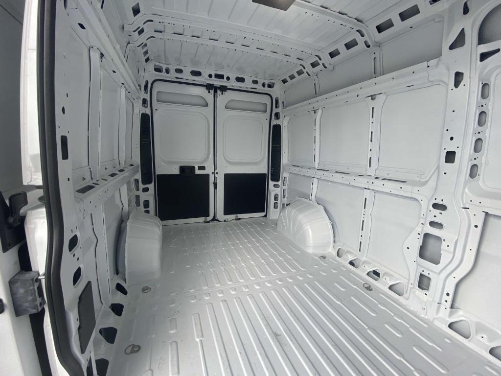 new 2025 Ram ProMaster 2500 car, priced at $47,398