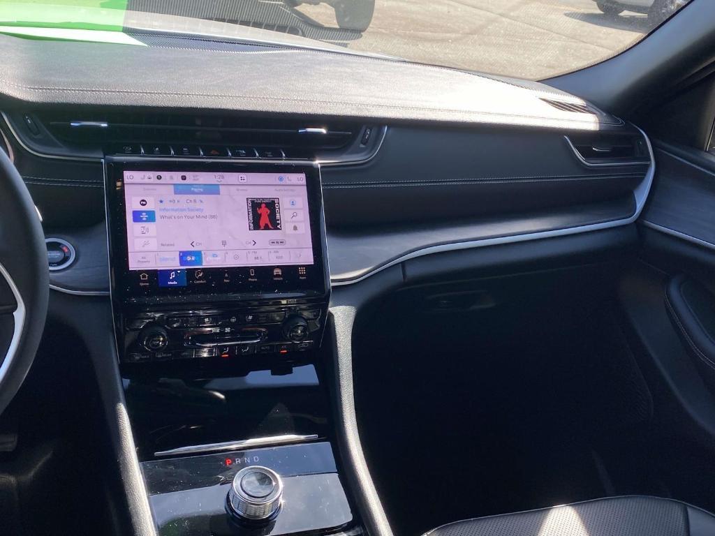 used 2024 Jeep Grand Cherokee car, priced at $37,495