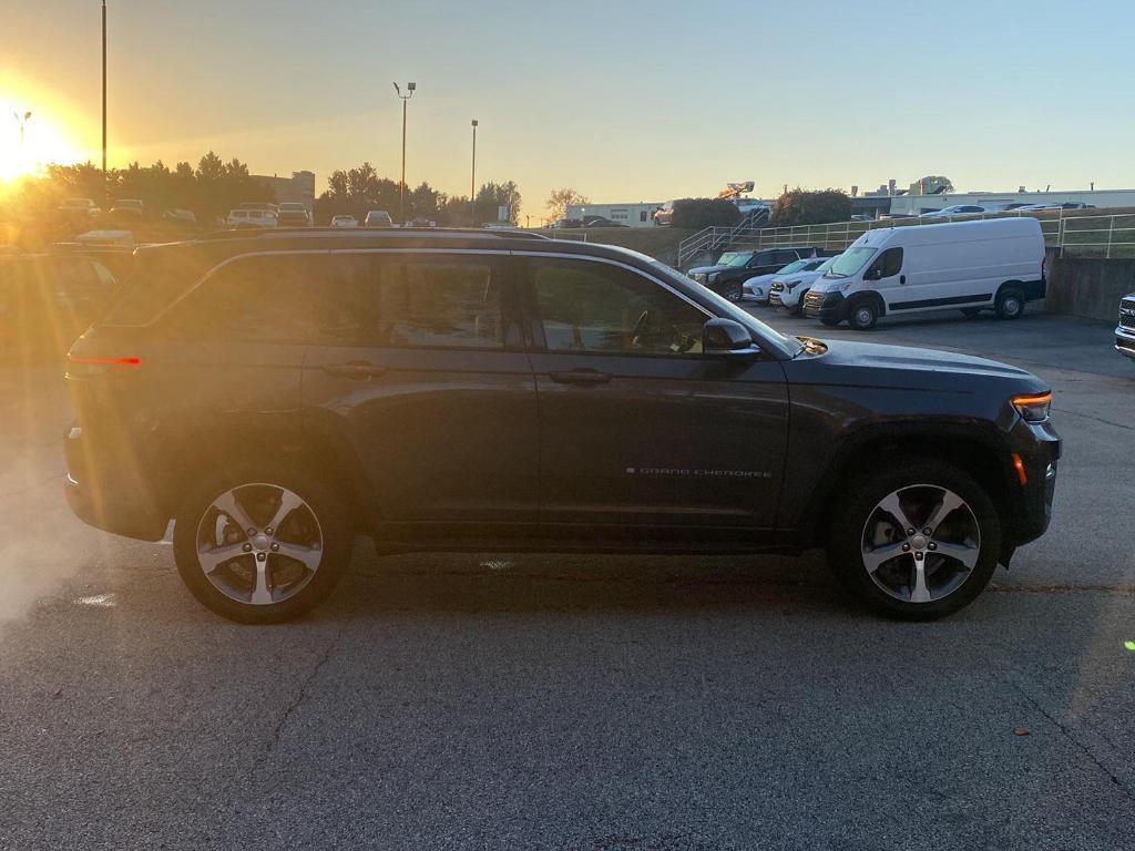used 2023 Jeep Grand Cherokee car, priced at $31,494