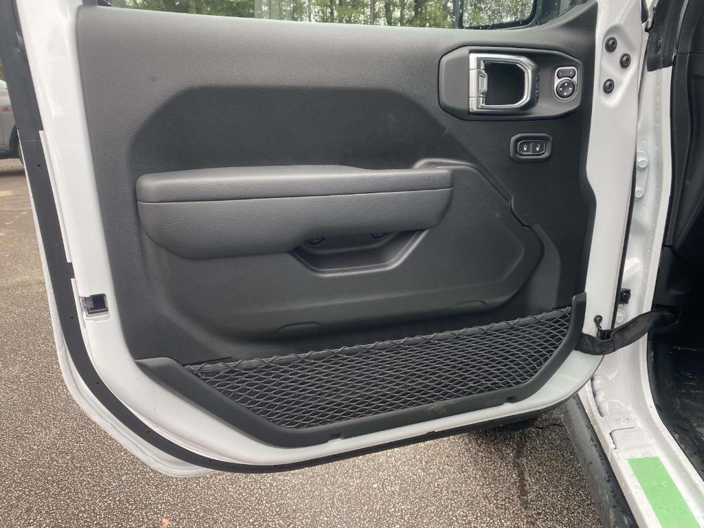 new 2026 Jeep Wrangler car, priced at $54,670