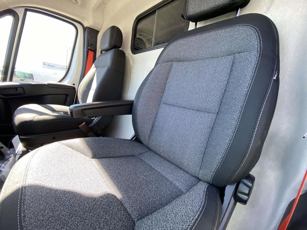 used 2025 Ram ProMaster 1500 car, priced at $33,998