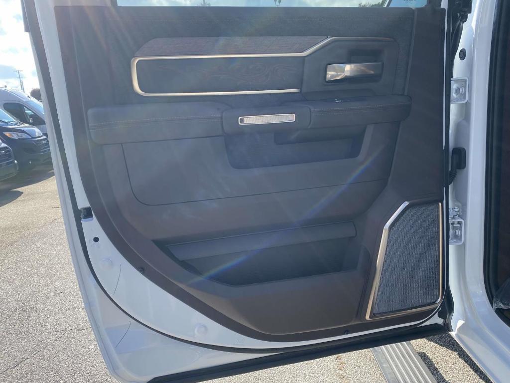 new 2026 Ram 3500 car