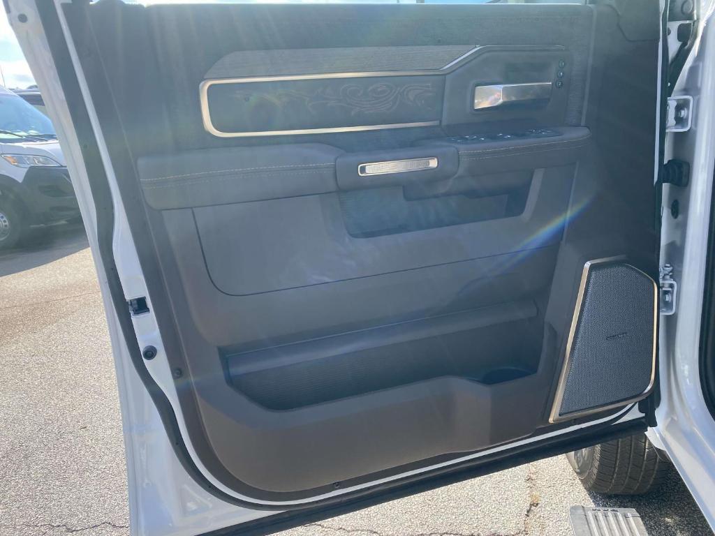 new 2026 Ram 3500 car