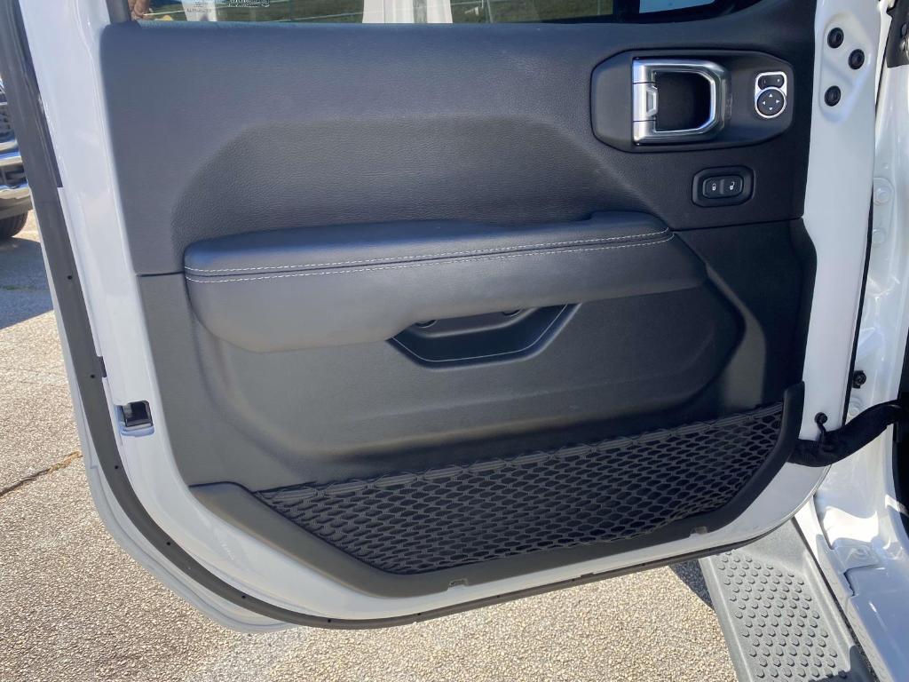 used 2022 Jeep Wrangler Unlimited 4xe car, priced at $32,802