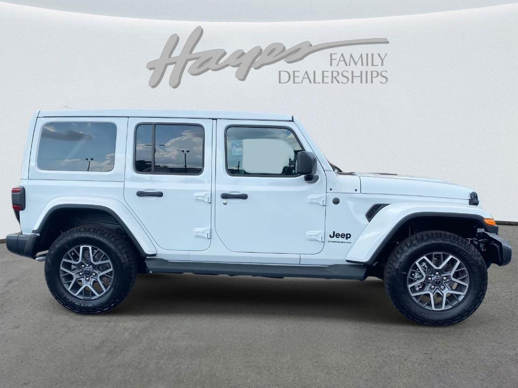 new 2025 Jeep Wrangler car, priced at $55,371