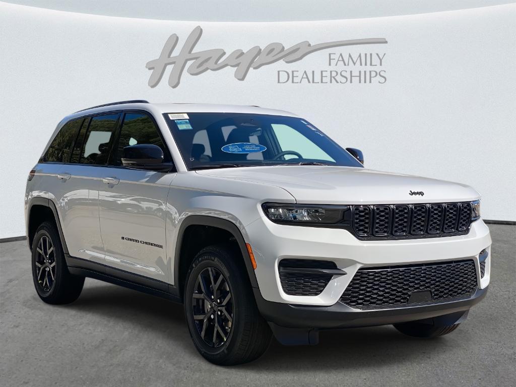 new 2025 Jeep Grand Cherokee car, priced at $41,596