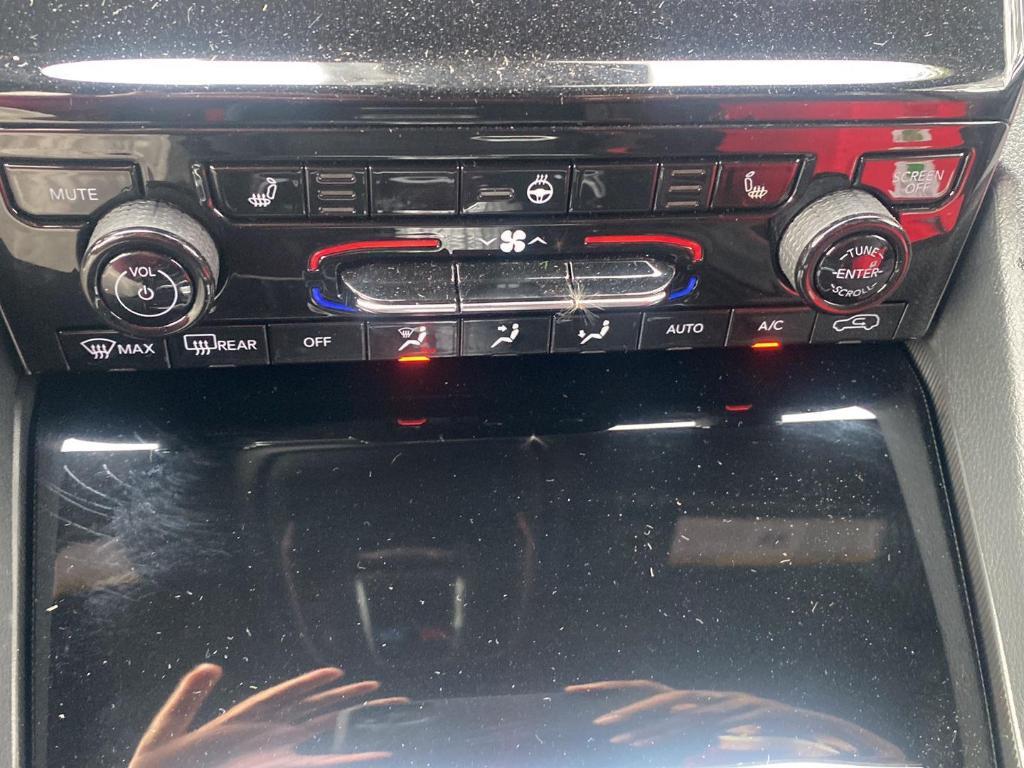 used 2024 Jeep Grand Cherokee car, priced at $30,977