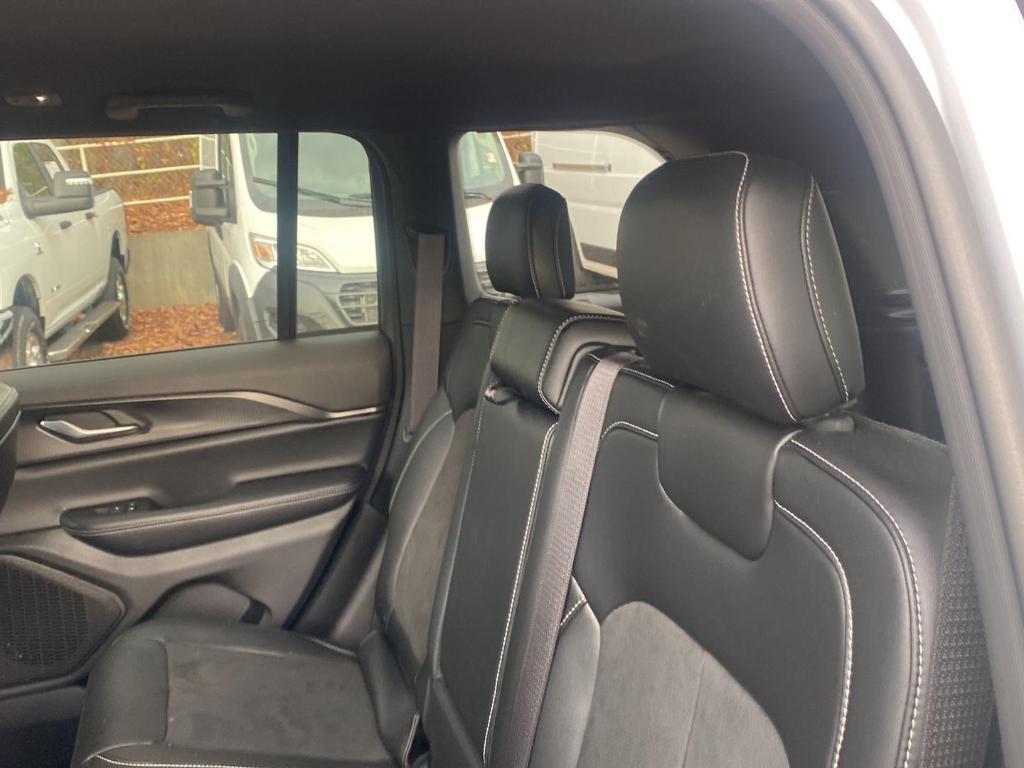 used 2024 Jeep Grand Cherokee car, priced at $30,977