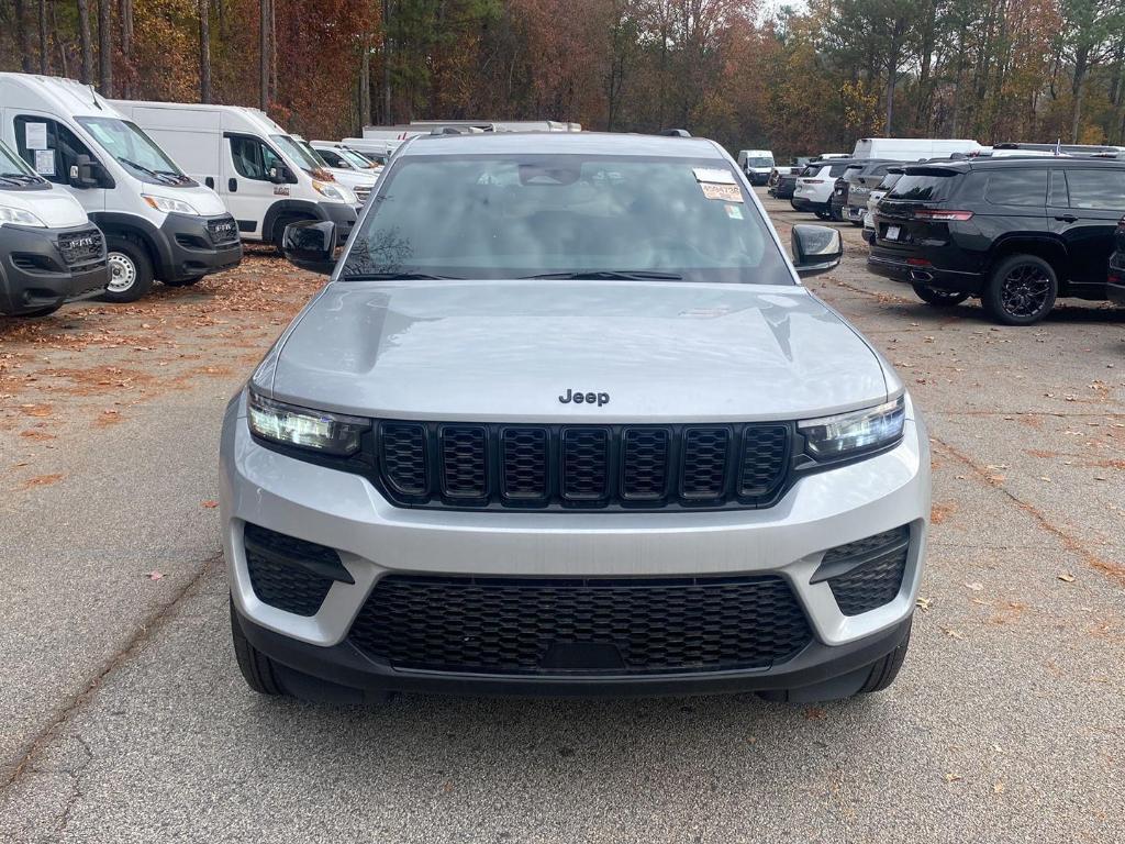 used 2024 Jeep Grand Cherokee car, priced at $30,977