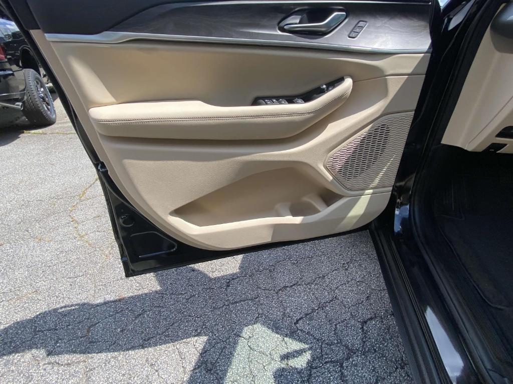 new 2025 Jeep Grand Cherokee car, priced at $47,553