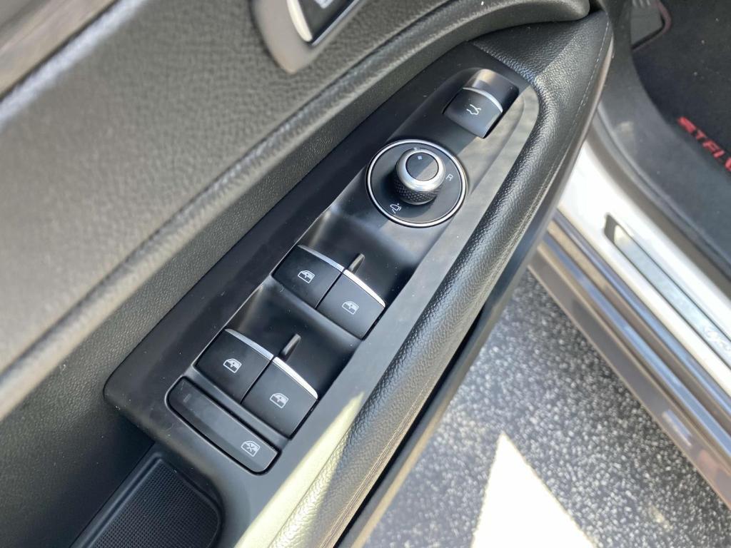 used 2022 Alfa Romeo Stelvio car, priced at $27,500
