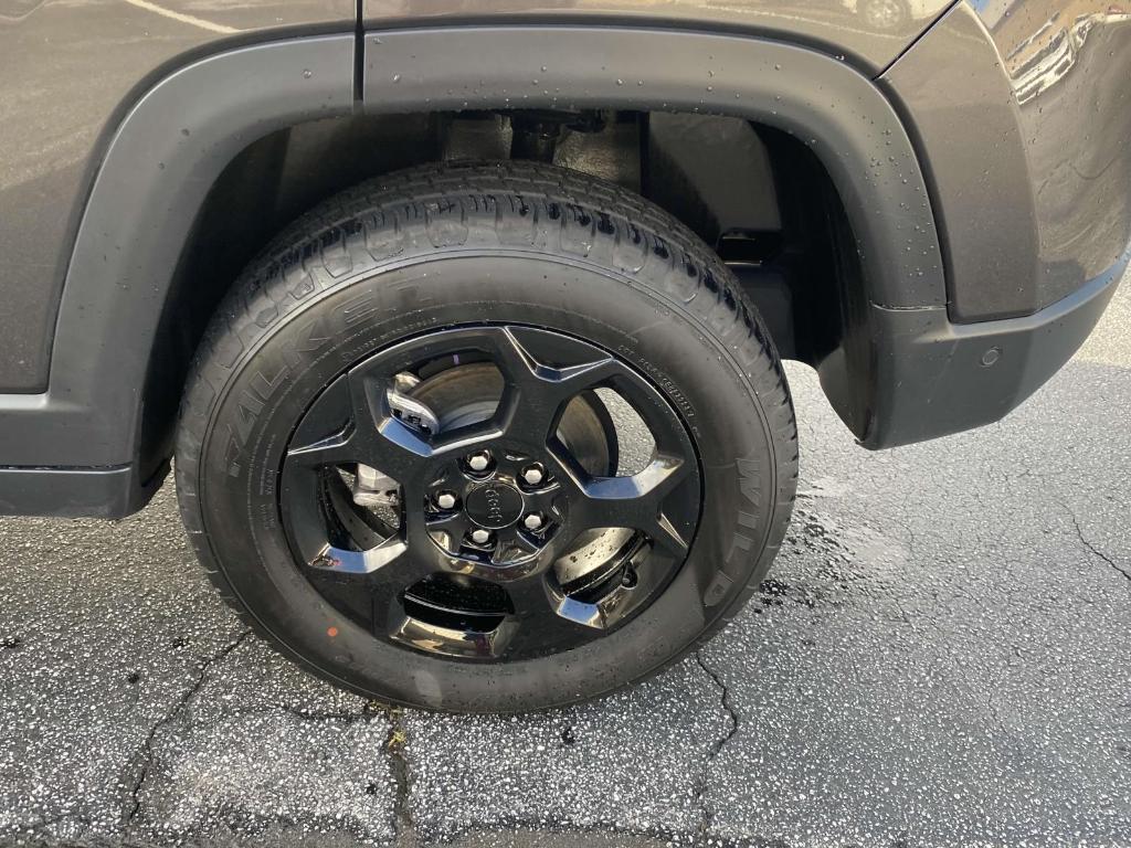 used 2023 Jeep Compass car, priced at $25,599