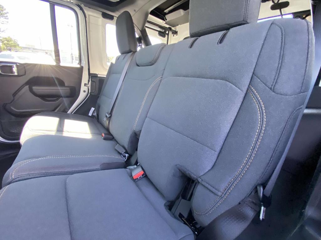 new 2025 Jeep Wrangler car, priced at $54,863