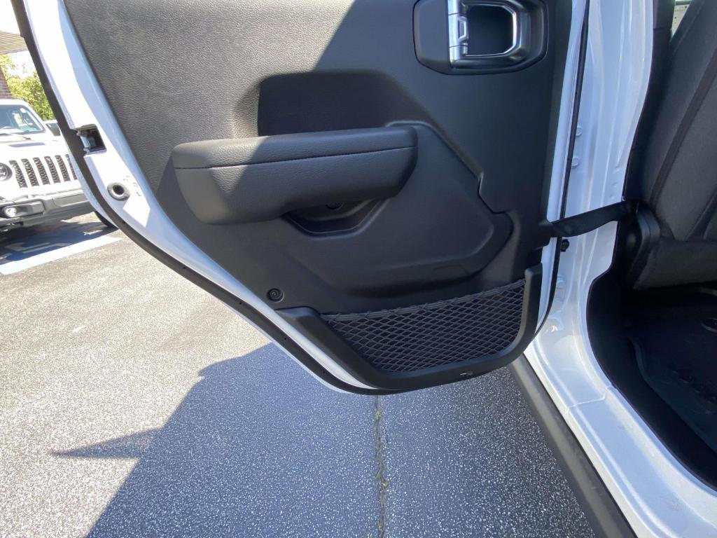 new 2025 Jeep Wrangler car, priced at $54,863