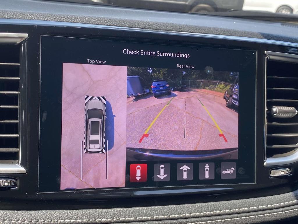 new 2025 Chrysler Pacifica car, priced at $48,738