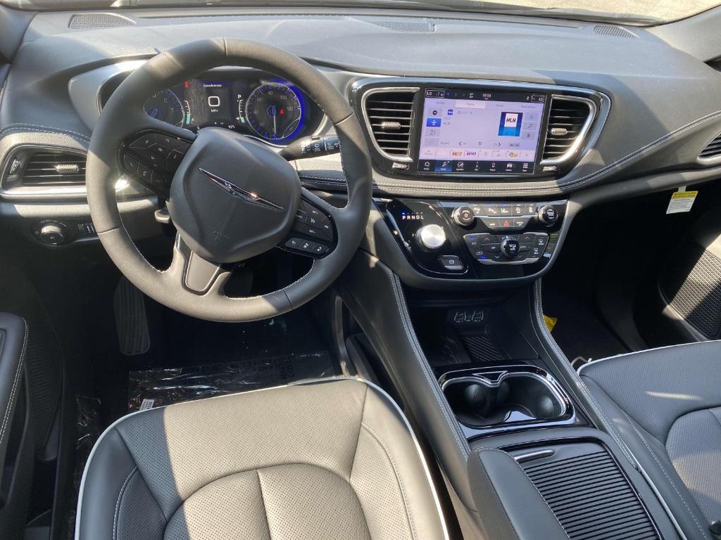 new 2025 Chrysler Pacifica car, priced at $48,738