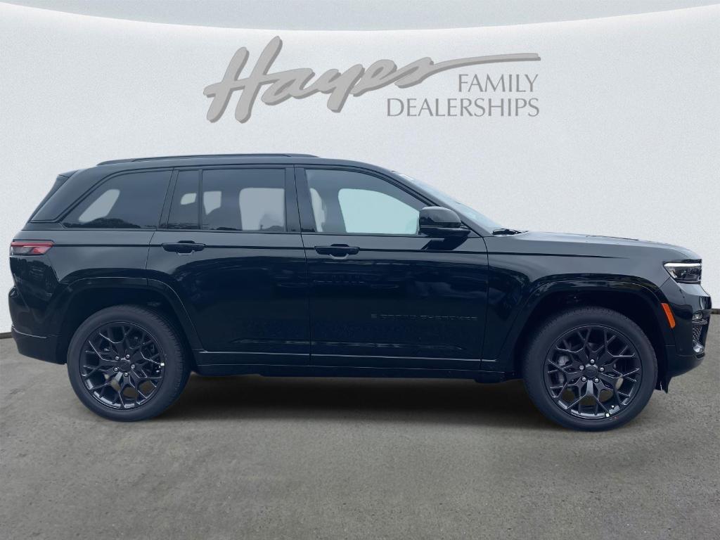 new 2025 Jeep Grand Cherokee car, priced at $58,907