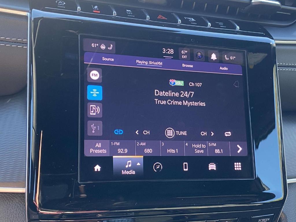 new 2025 Jeep Grand Cherokee car, priced at $40,213