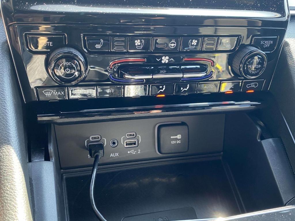 new 2025 Jeep Grand Cherokee car, priced at $47,553