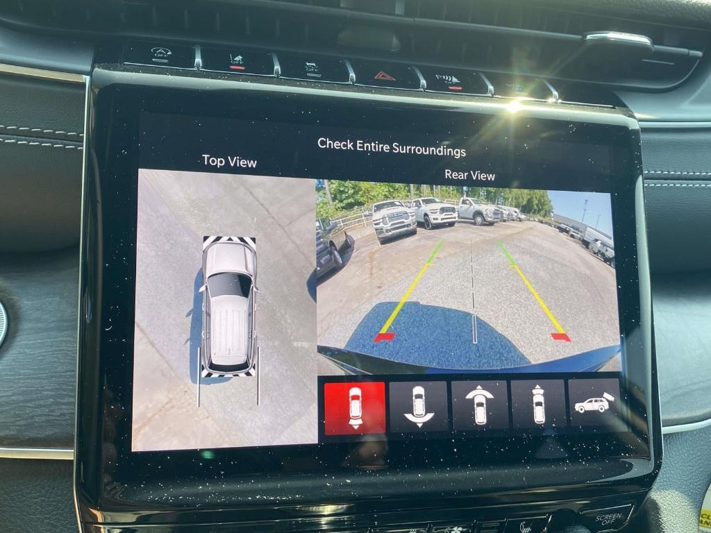 new 2025 Jeep Grand Cherokee car, priced at $47,553