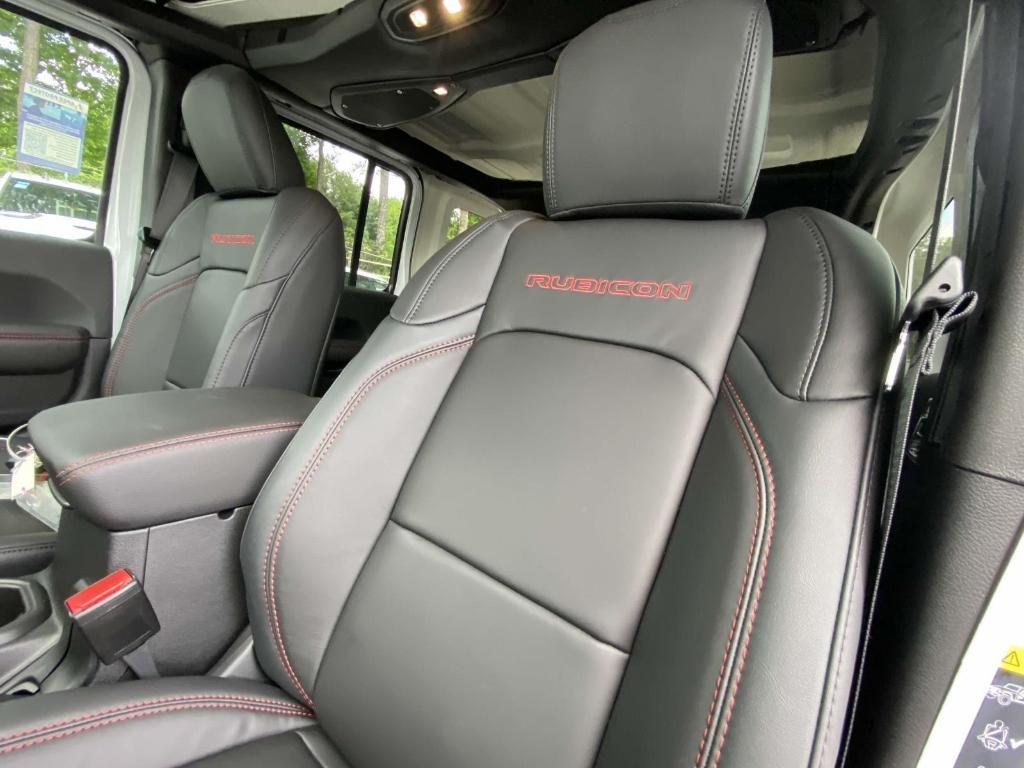 new 2025 Jeep Wrangler car, priced at $60,393