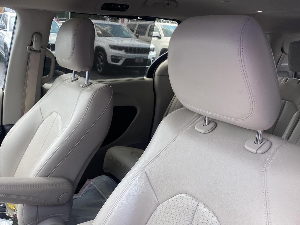 used 2021 Chrysler Pacifica car, priced at $19,231