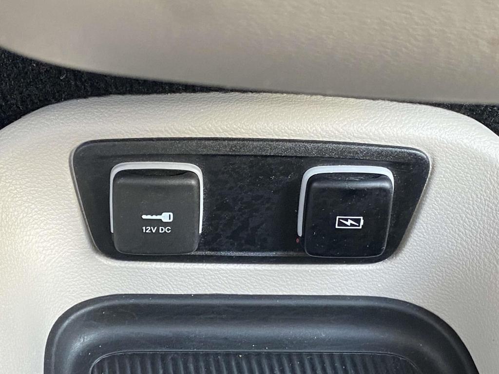 used 2021 Chrysler Pacifica car, priced at $18,999