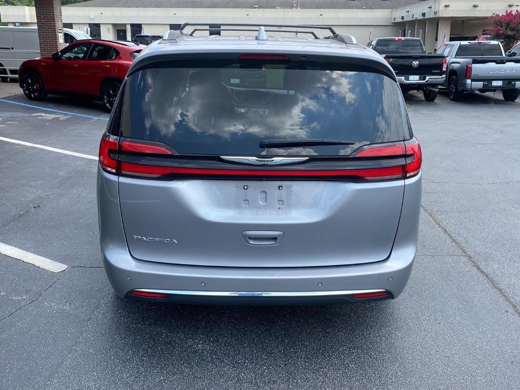 used 2021 Chrysler Pacifica car, priced at $19,231