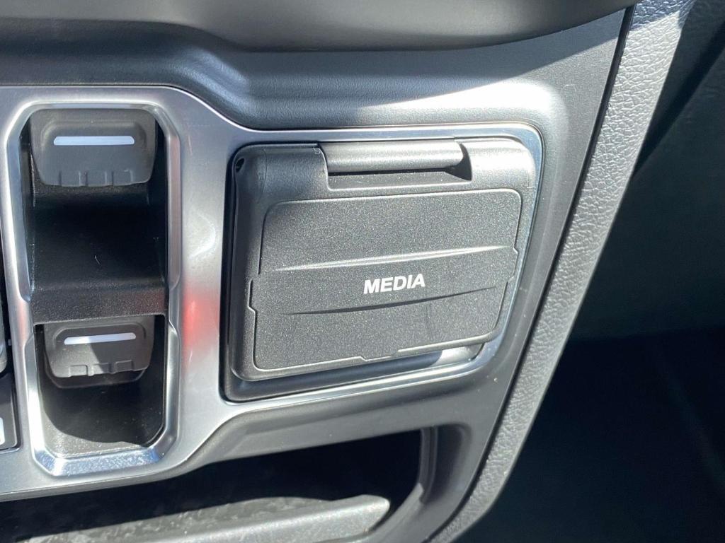 used 2021 Jeep Wrangler Unlimited car, priced at $27,912