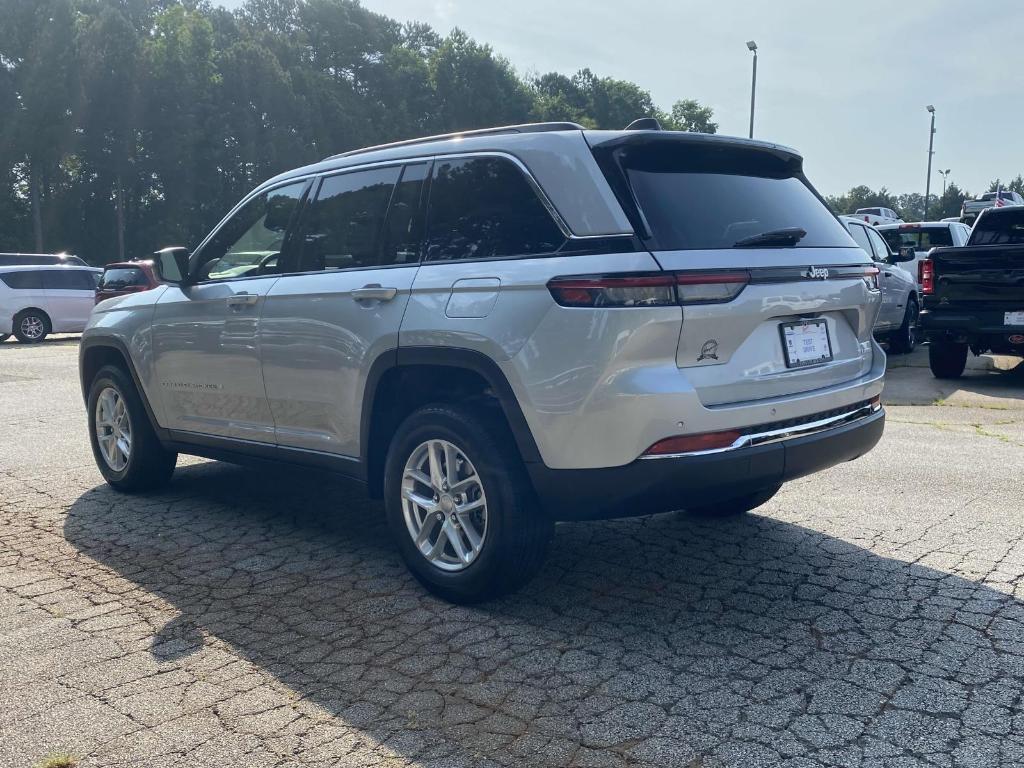 new 2025 Jeep Grand Cherokee car, priced at $34,268
