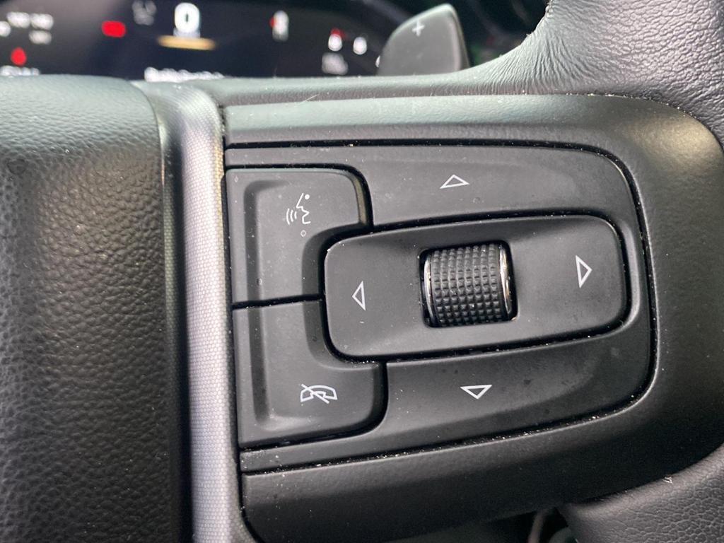 used 2023 GMC Sierra 1500 car, priced at $43,879