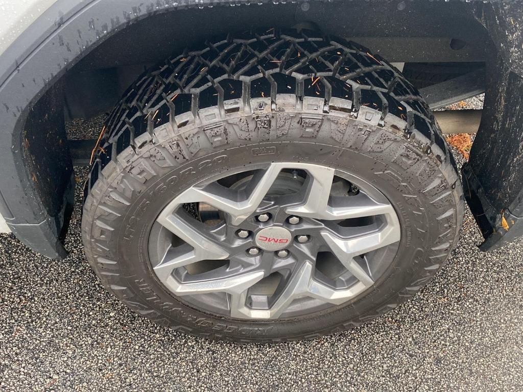 used 2023 GMC Sierra 1500 car, priced at $43,879