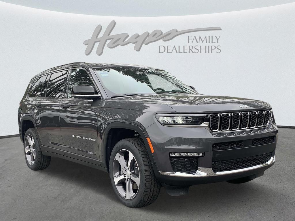 new 2024 Jeep Grand Cherokee L car, priced at $42,697