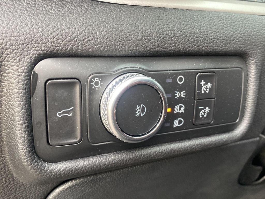 used 2021 Ford Explorer car, priced at $19,999