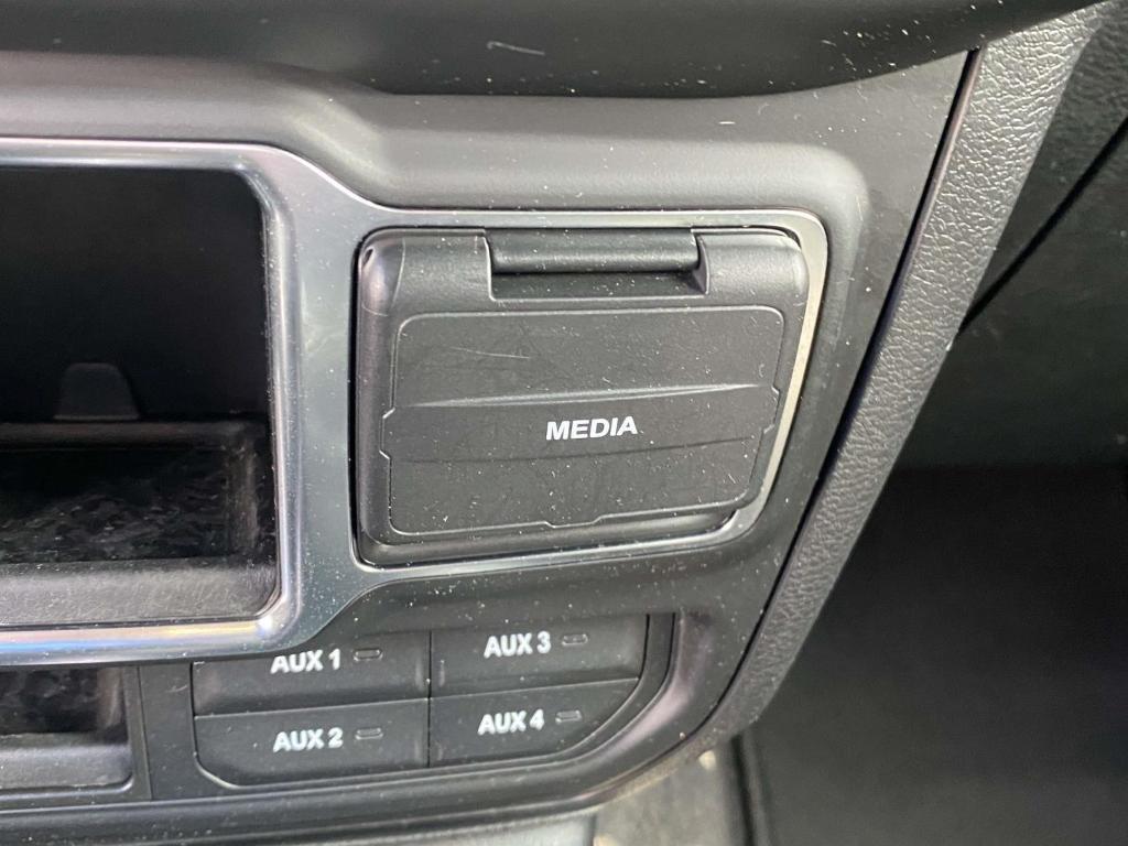 used 2021 Jeep Gladiator car, priced at $23,354