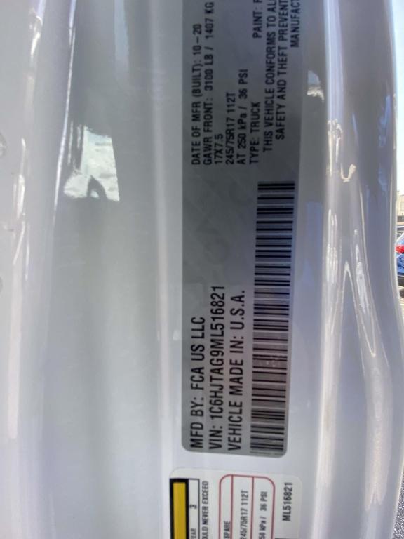 used 2021 Jeep Gladiator car, priced at $23,354