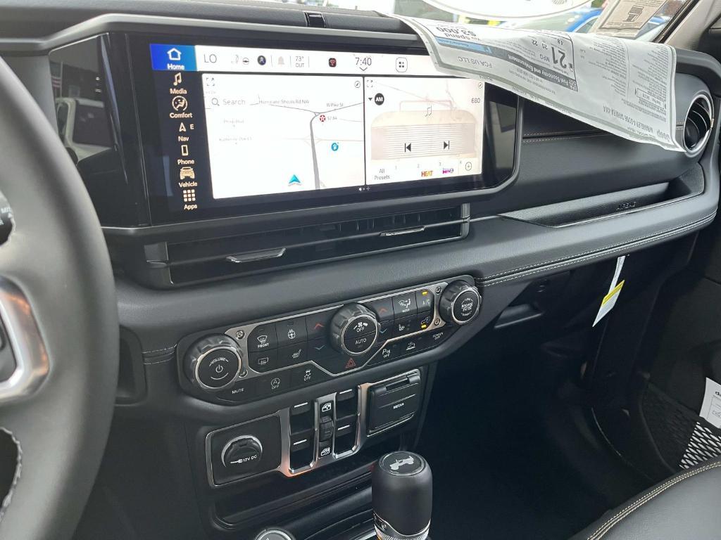 new 2025 Jeep Wrangler car, priced at $54,013