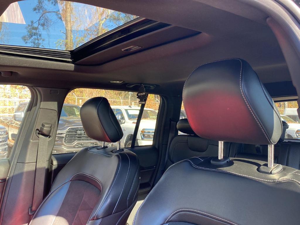 used 2024 Jeep Grand Cherokee car, priced at $30,799